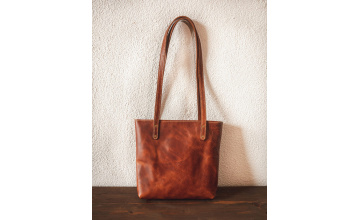 LEATHER TOTE BAG